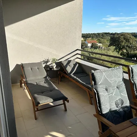 Apartment Mila Ugljan